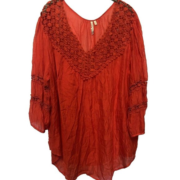 grand & greene Tops - Grand & Greene Women's Top 2X Solid Red Gauzy Crochet Rayon Blouse Shirt Sheer